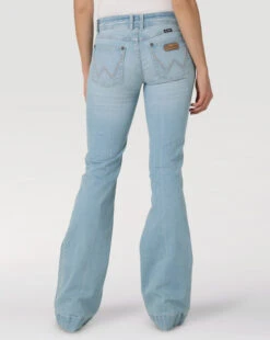 Wrangler Mae Mid Rise Trouser Jean 14 Wrangler Mae Mid Rise Trouser Jean -Cavalleria Toscana Store mae mid rise trouser elena back person 112330011 wrangler 79514.1682108380